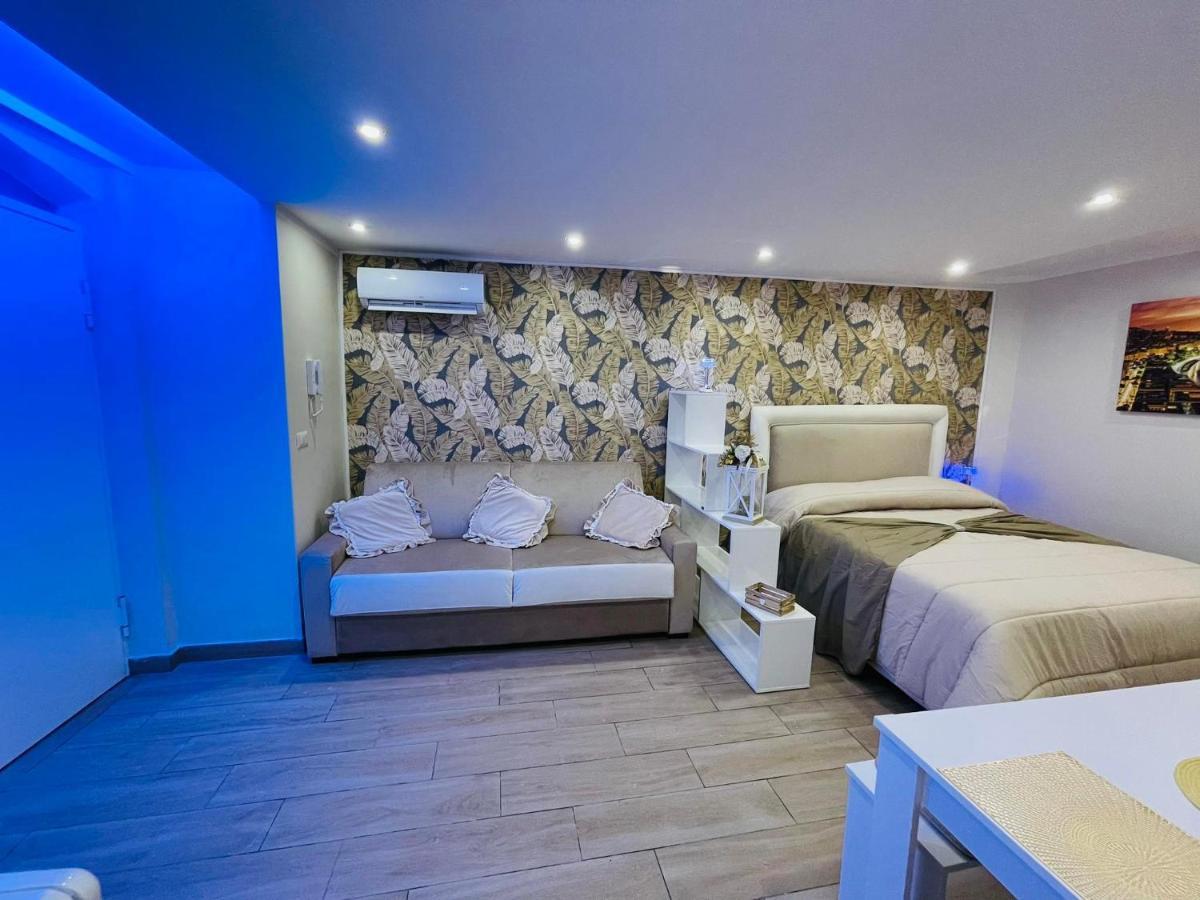La Dimora Dei Sogni Sedil Capuano Home Suite Неаполь Экстерьер фото