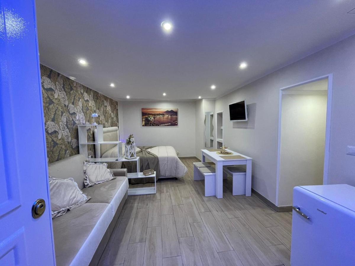 La Dimora Dei Sogni Sedil Capuano Home Suite Неаполь Экстерьер фото