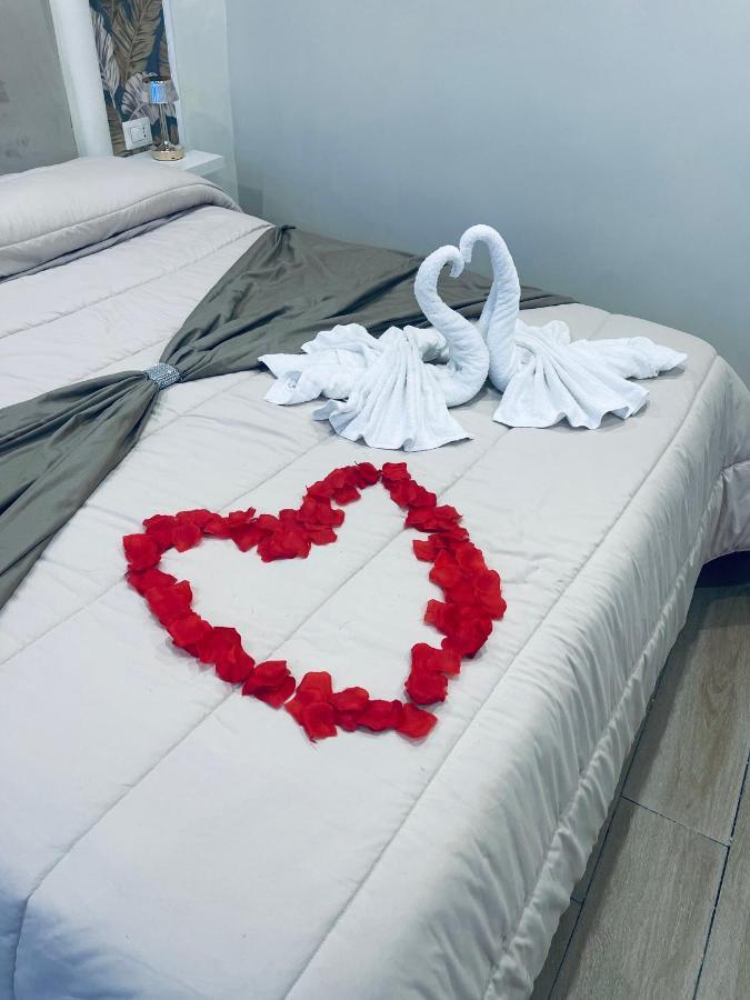 La Dimora Dei Sogni Sedil Capuano Home Suite Неаполь Экстерьер фото