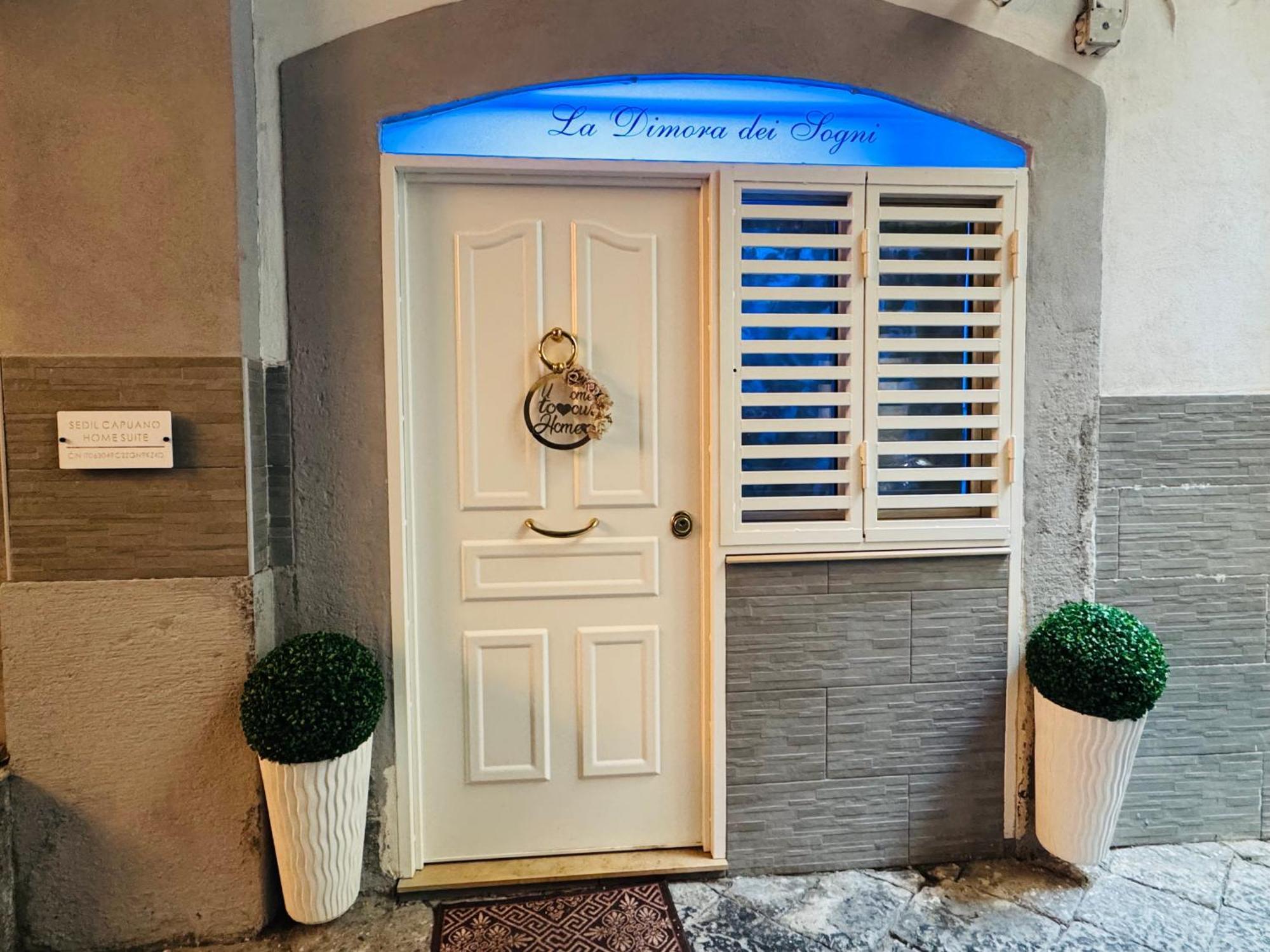 La Dimora Dei Sogni Sedil Capuano Home Suite Неаполь Экстерьер фото